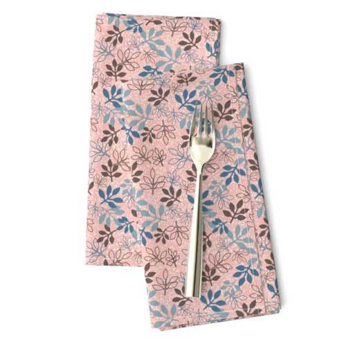 Napkins with rose leaves in peach and blue