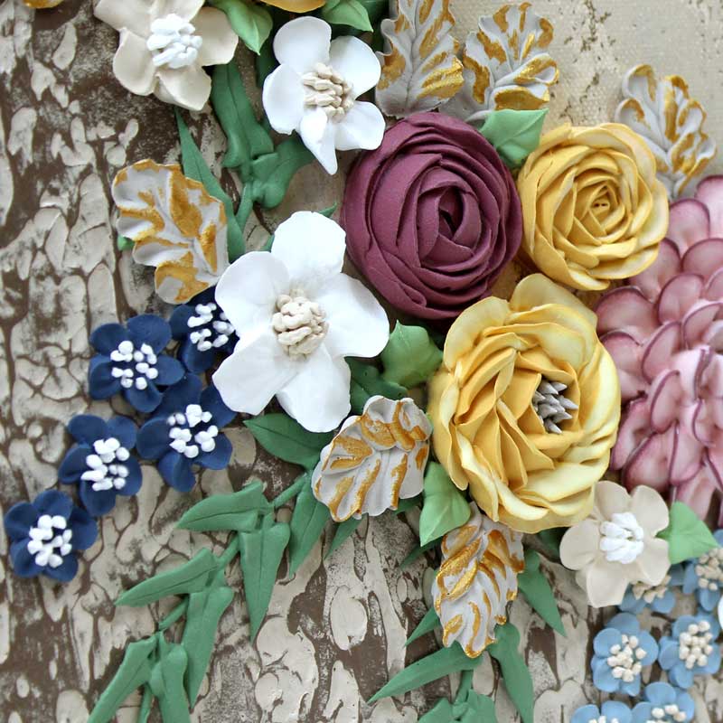 Close up of rustic wedding floral art