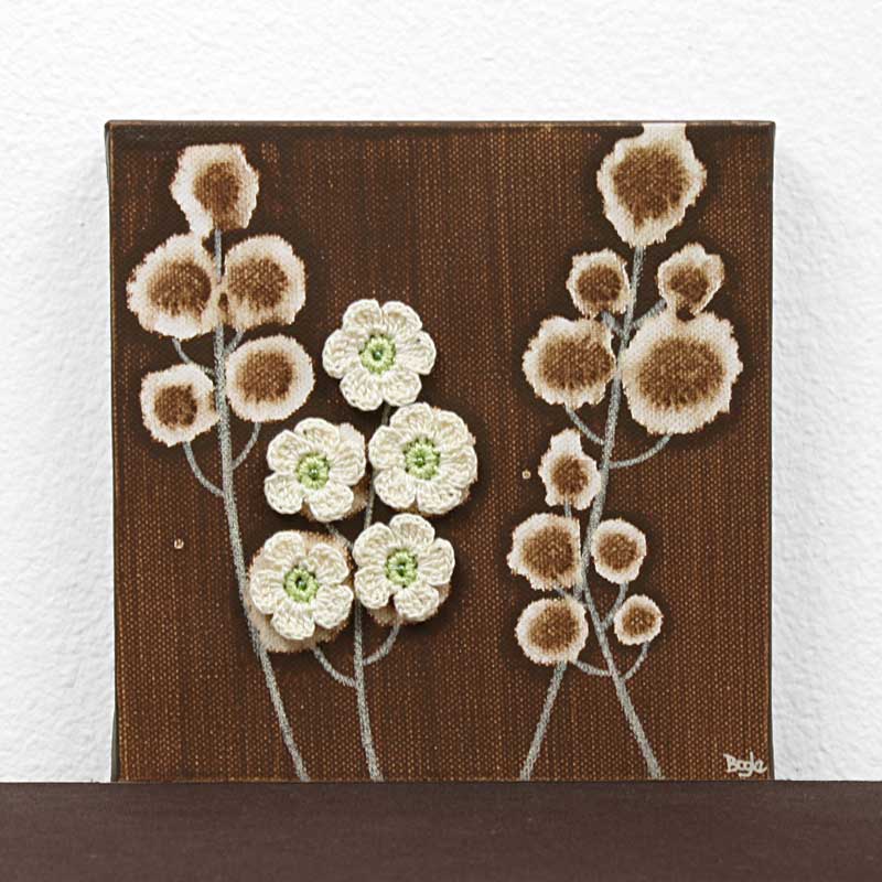 Green variation of mini art brown wildflowers