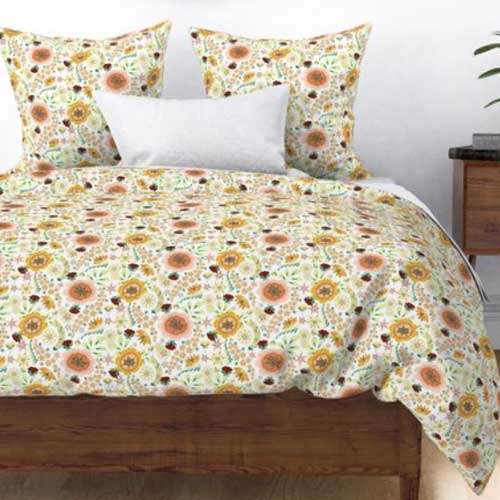 Duvet with peonies in summer colors