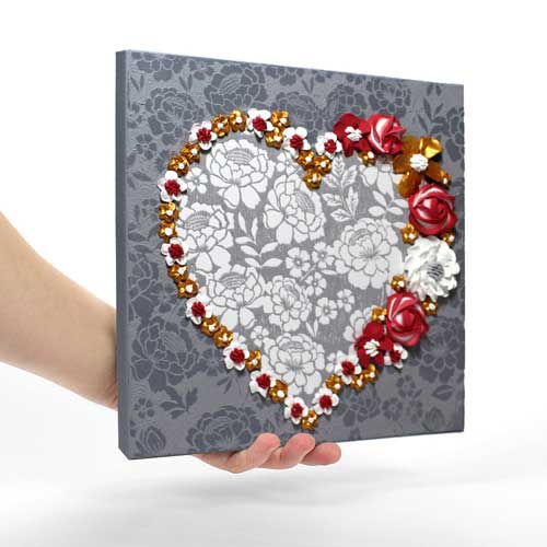 3d textured heart painting with red roses on a gray lacy canvas